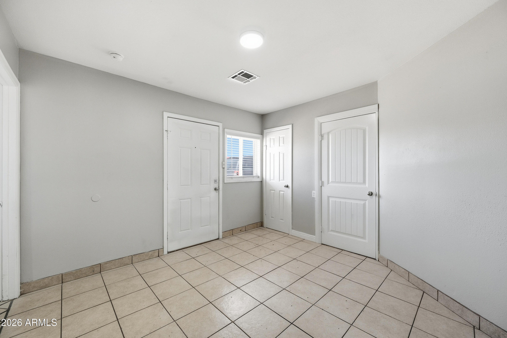 5206 W Ocotillo Road - Photo 3