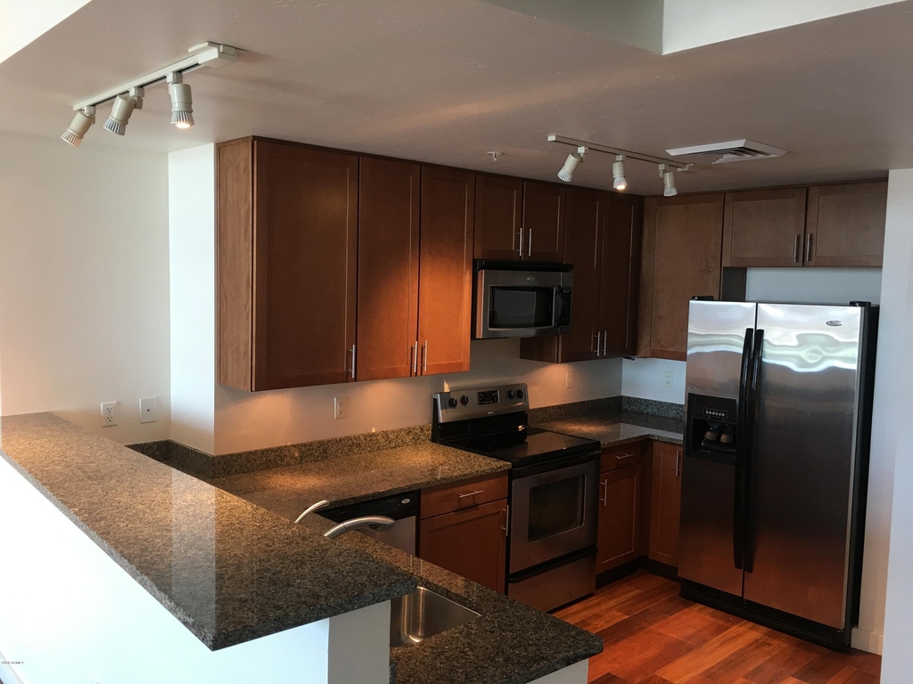 310 S 4th Street - Photo 3
