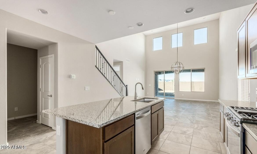 19754 W Palo Verde Drive - Photo 2