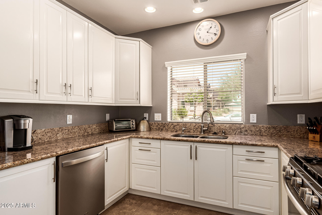 22075 N 103rd Lane - Photo 14