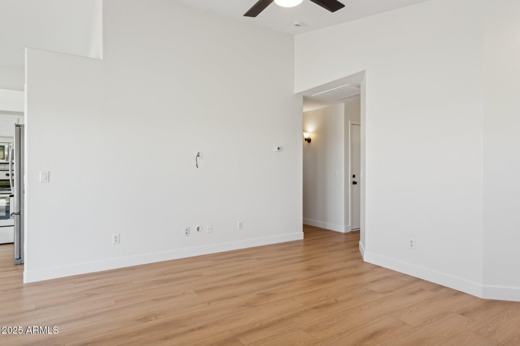 2131 S Peppertree Drive - Photo 20