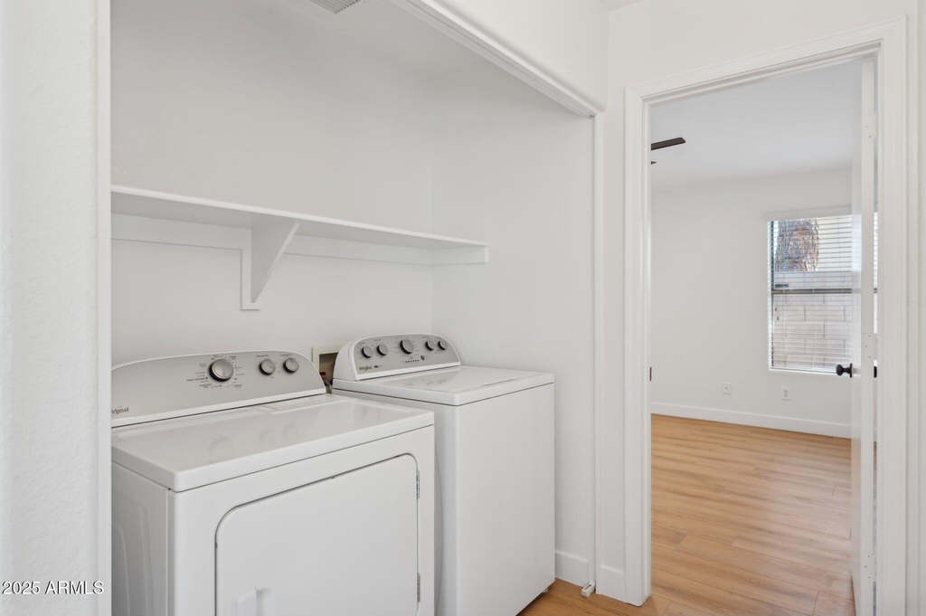 2131 S Peppertree Drive - Photo 23