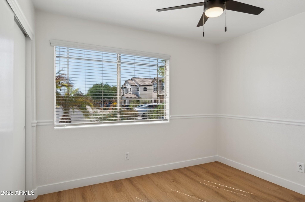 2131 S Peppertree Drive - Photo 16
