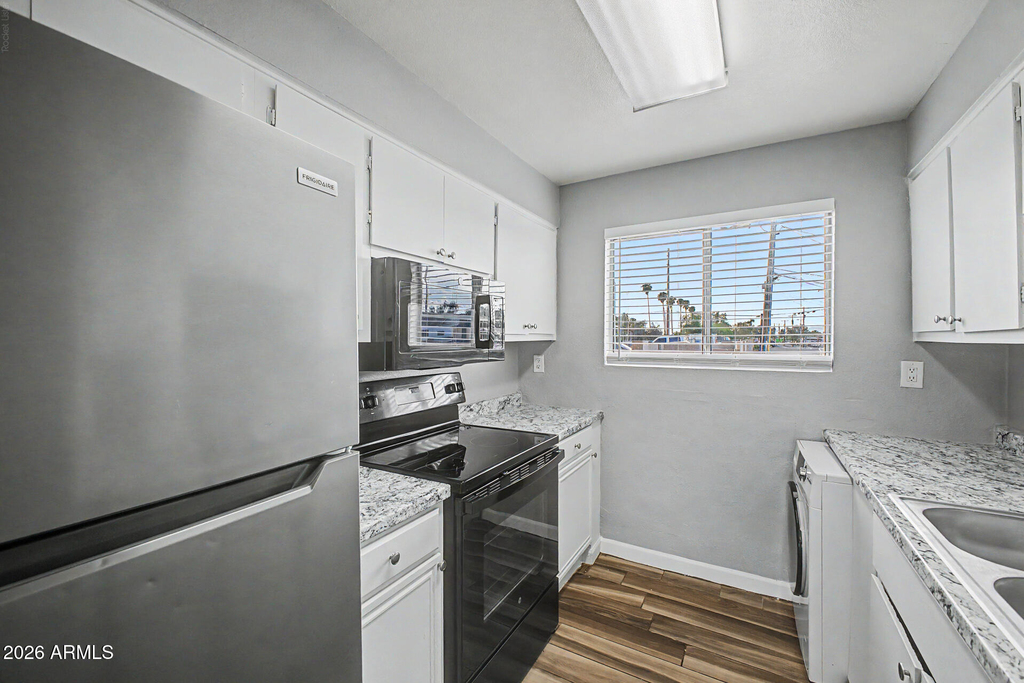 7144 N 66th Drive - Photo 19