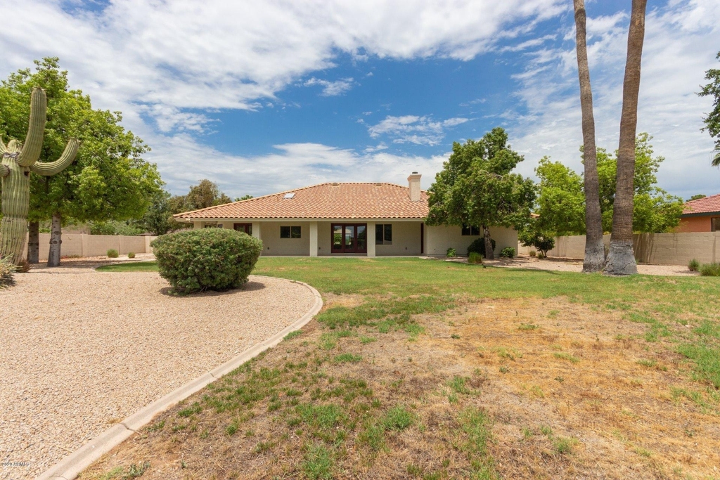 719 E Fairway Drive - Photo 37