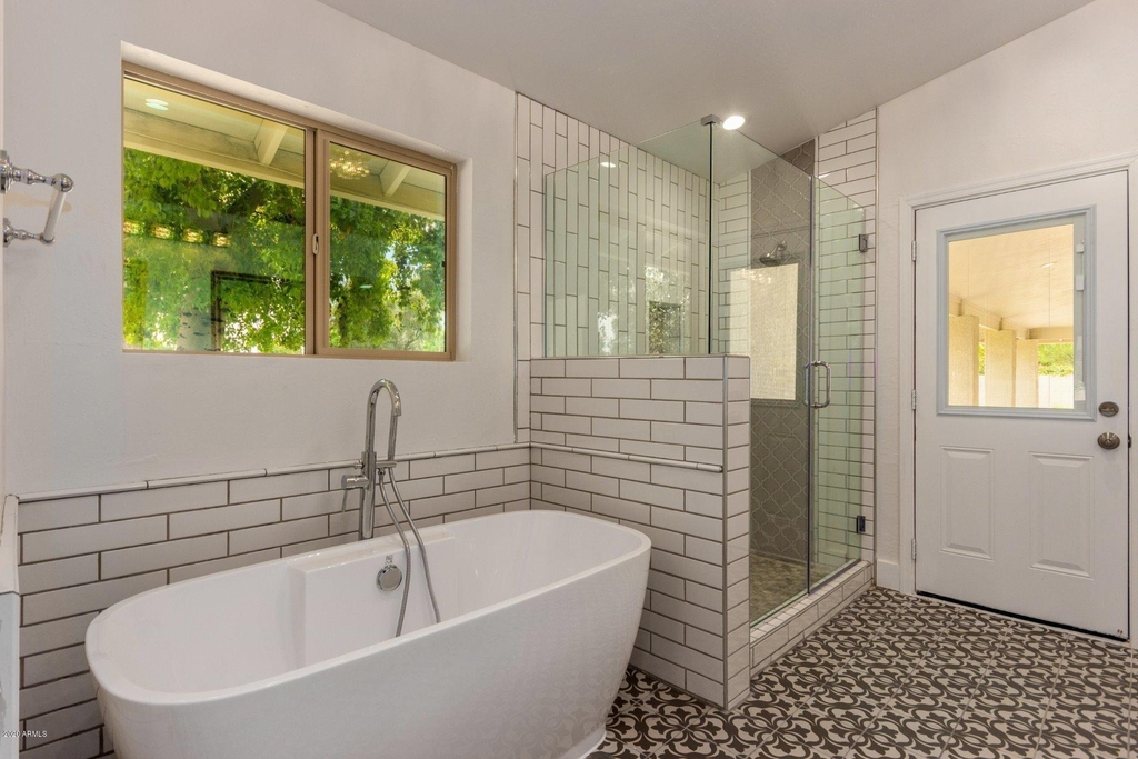 719 E Fairway Drive - Photo 28