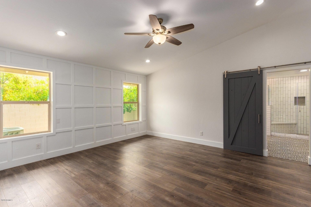 719 E Fairway Drive - Photo 22