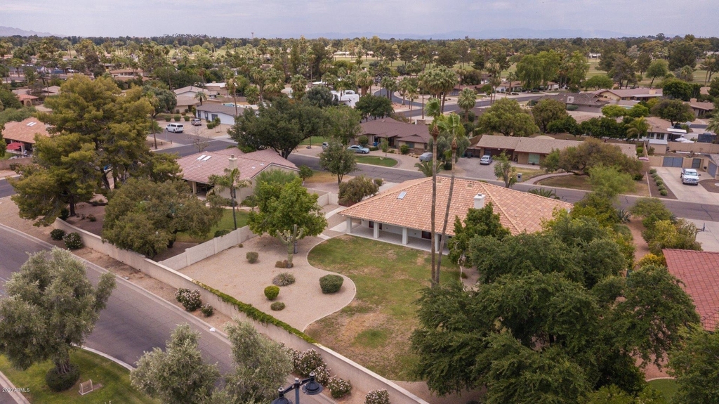 719 E Fairway Drive - Photo 46