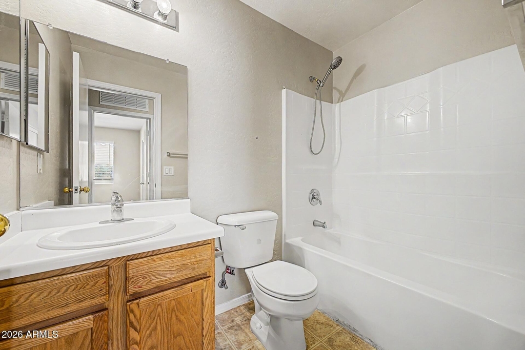 2159 W Pinkley Avenue - Photo 23
