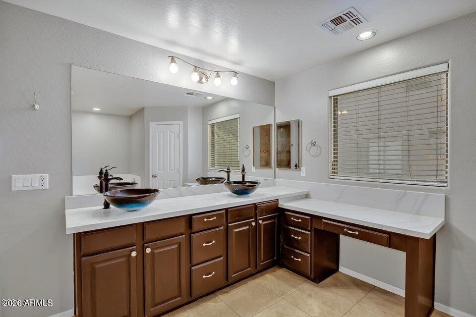 2717 E Teakwood Place - Photo 24