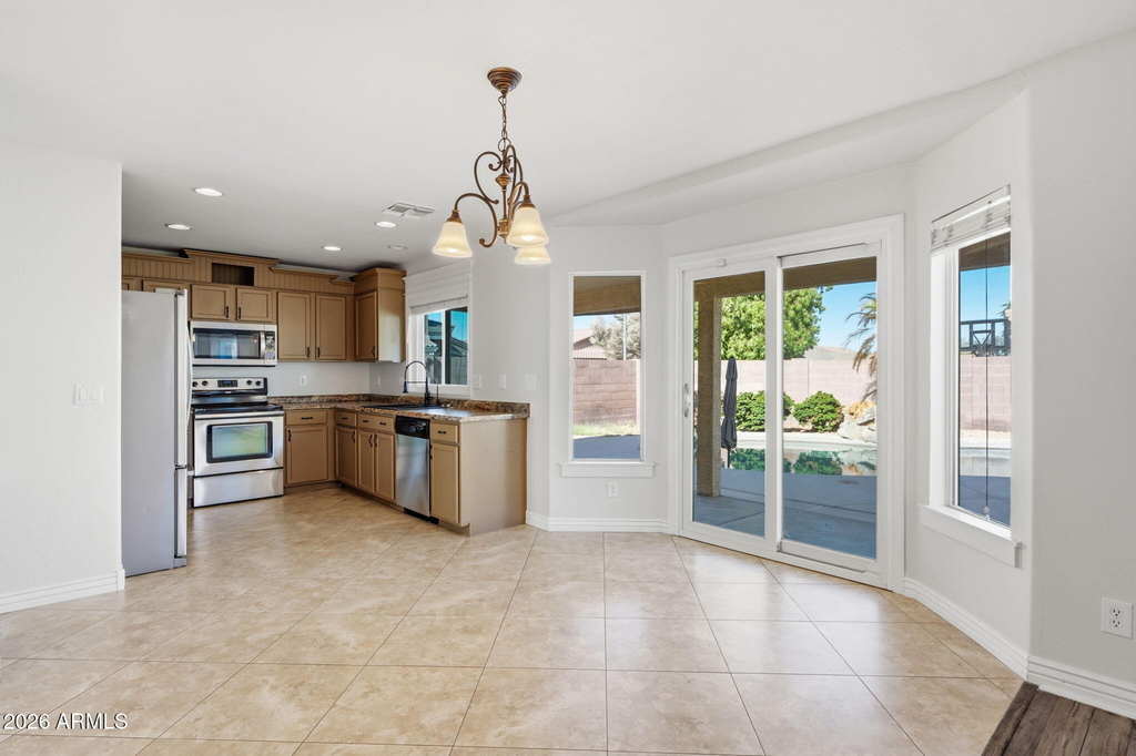 720 S Sabrina Street - Photo 3