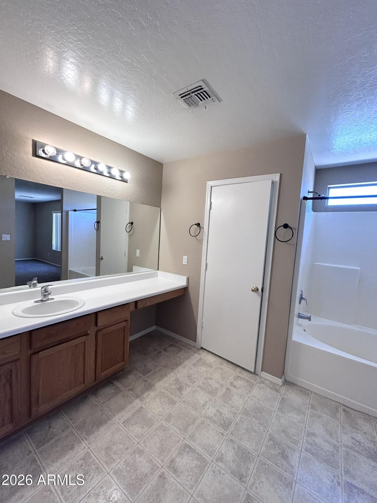 3174 W Carlos Lane - Photo 21