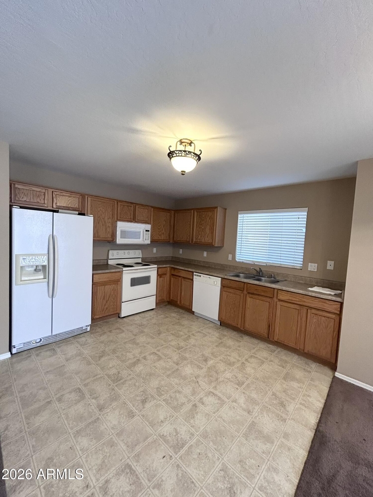 3174 W Carlos Lane - Photo 6