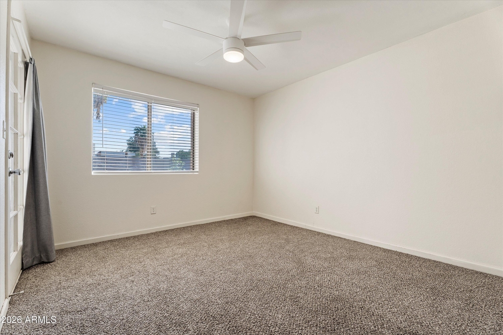 1065 W 1st Street - Photo 7