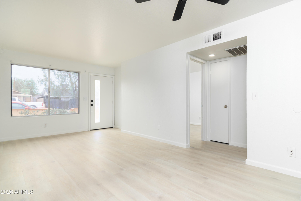 2444 E Willetta Street - Photo 7