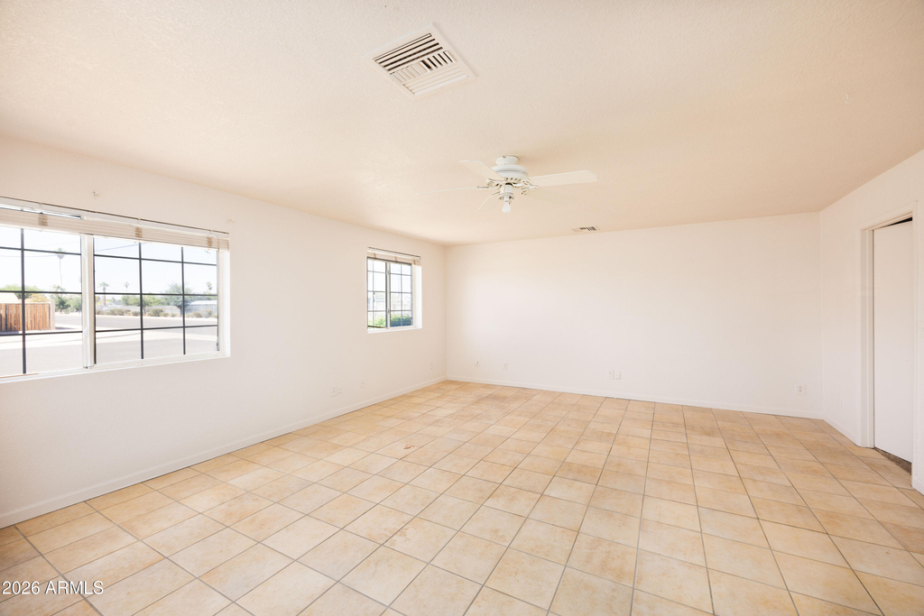 7337 E Lewis Avenue - Photo 11