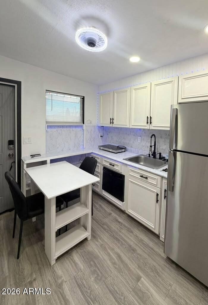 7529 W Comet Avenue - Photo 3