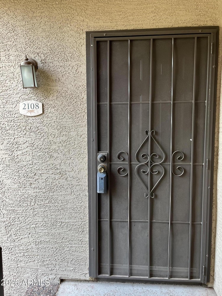 2929 W Yorkshire Drive - Photo 9