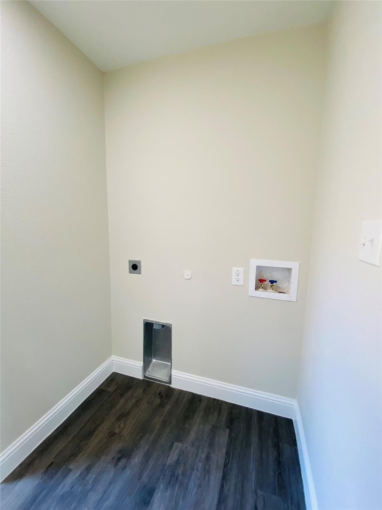821 W Nelson Street - Photo 10