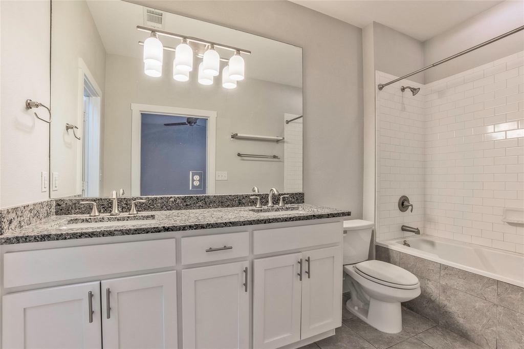 6051 Ross Avenue - Photo 20
