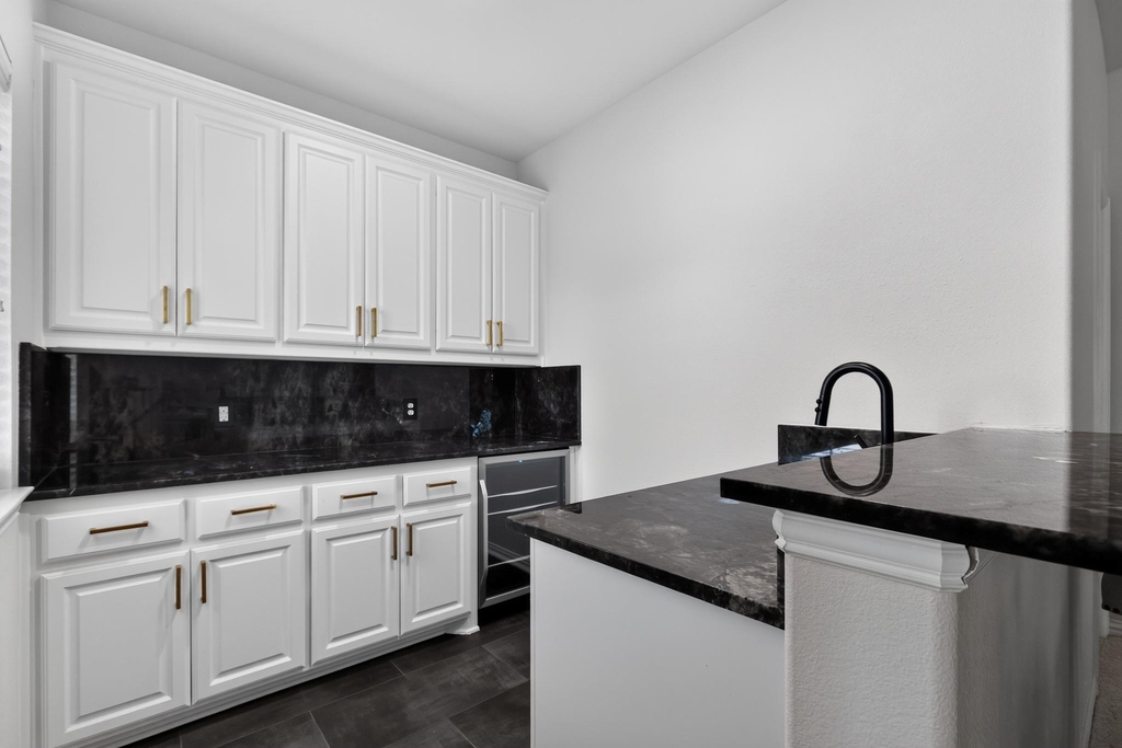 3131 Callander - Photo 37