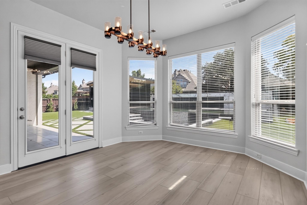 3131 Callander - Photo 16