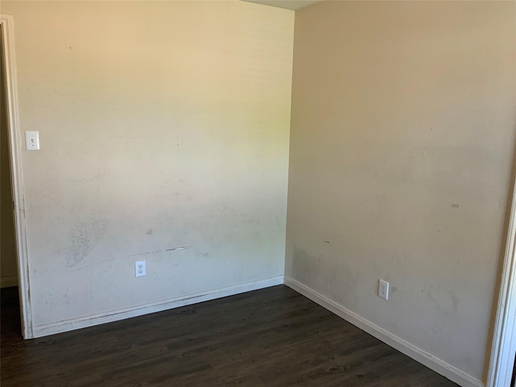 1030 Stanwyck Avenue - Photo 15