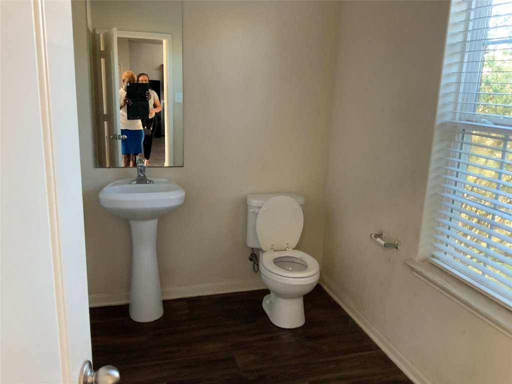 1030 Stanwyck Avenue - Photo 8
