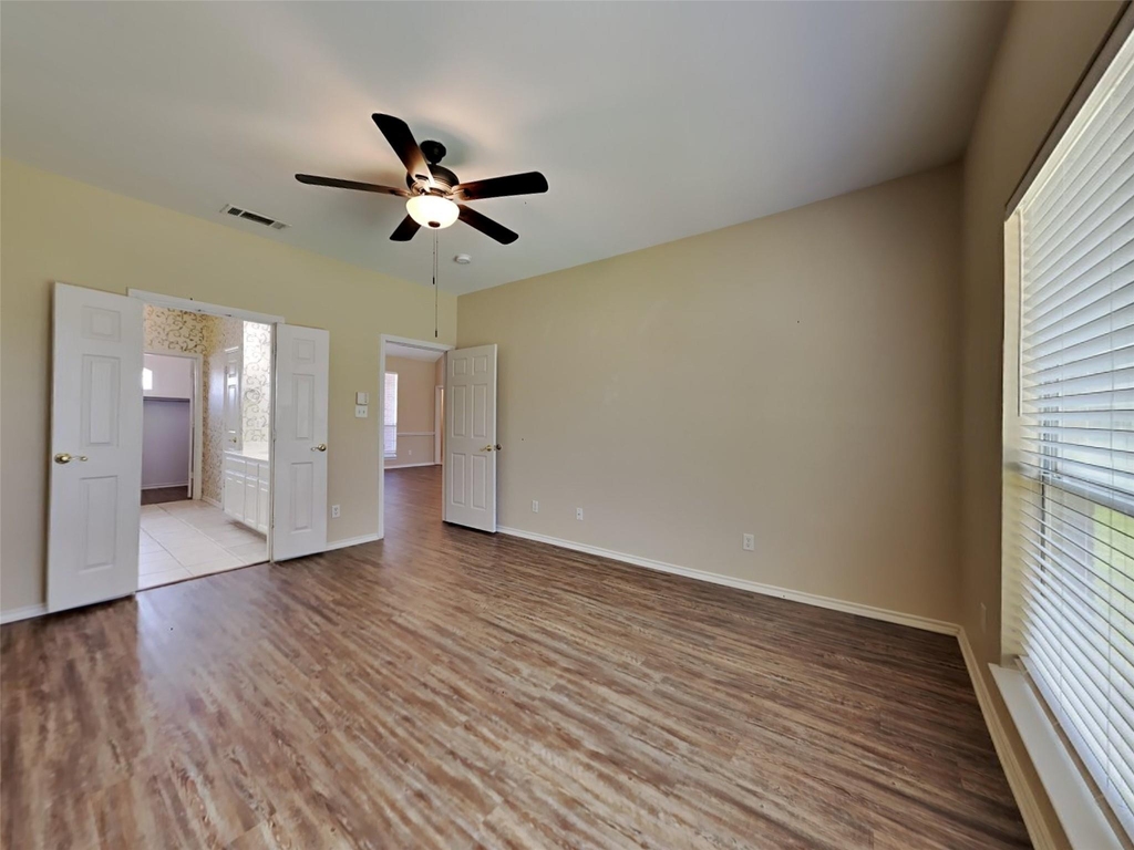 1829 Carver Drive - Photo 8