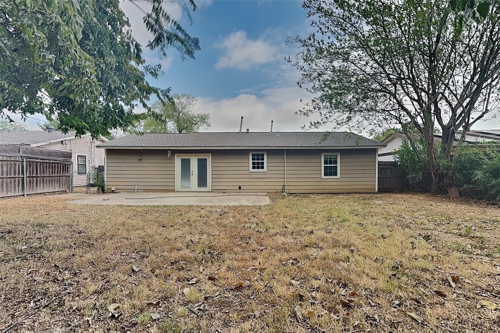805 Aransas Drive - Photo 14