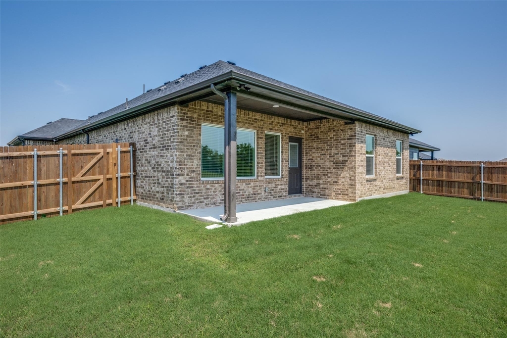 4013 Bluestem Boulevard - Photo 21