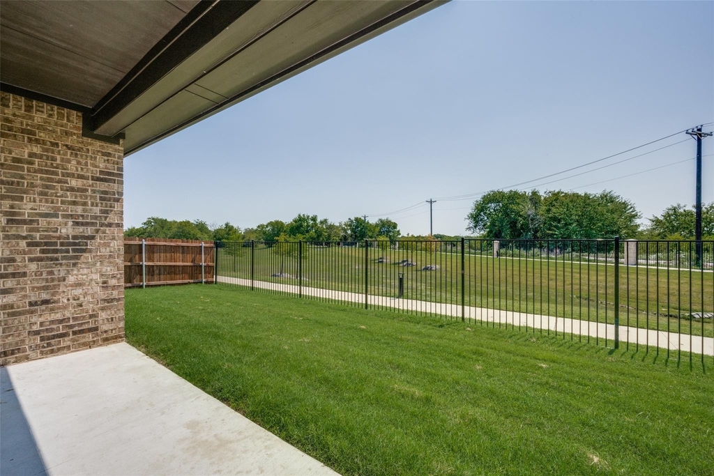4013 Bluestem Boulevard - Photo 20