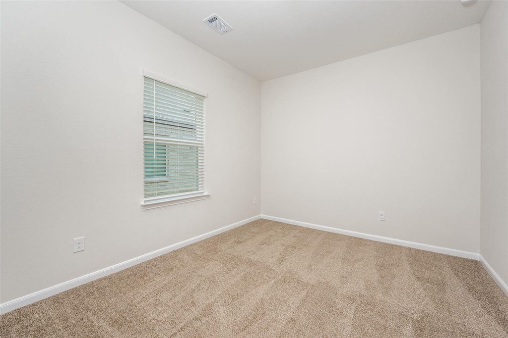 4013 Bluestem Boulevard - Photo 17