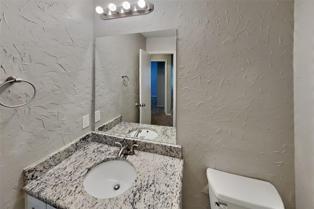 1313 Ponder Way - Photo 13