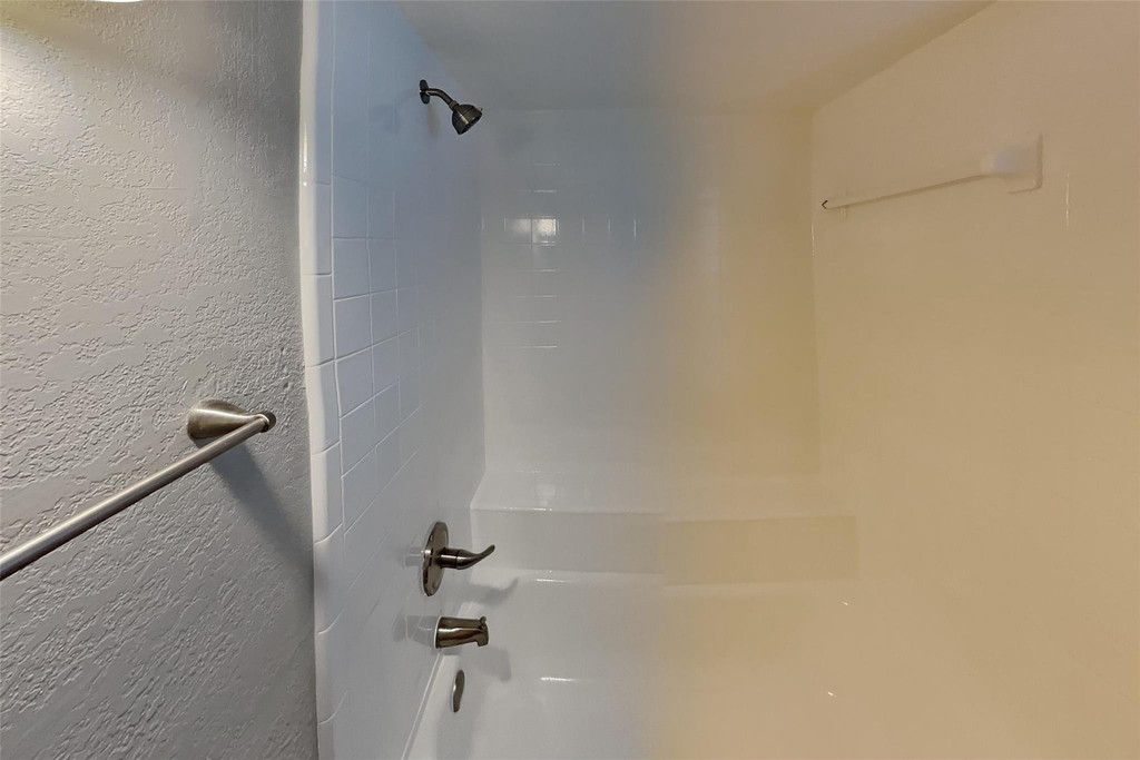 1313 Ponder Way - Photo 8