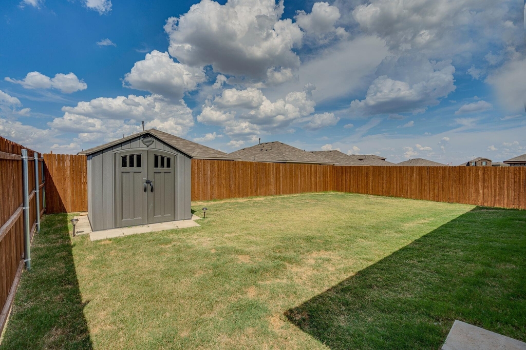 16424 Milwaukee Street - Photo 27