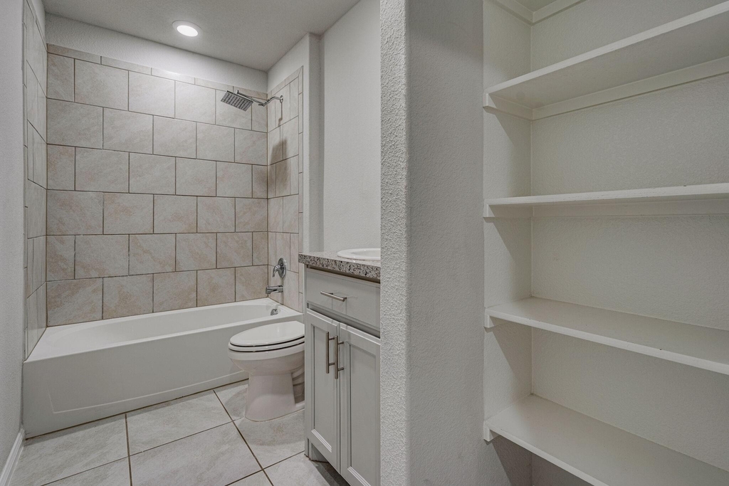 16424 Milwaukee Street - Photo 18