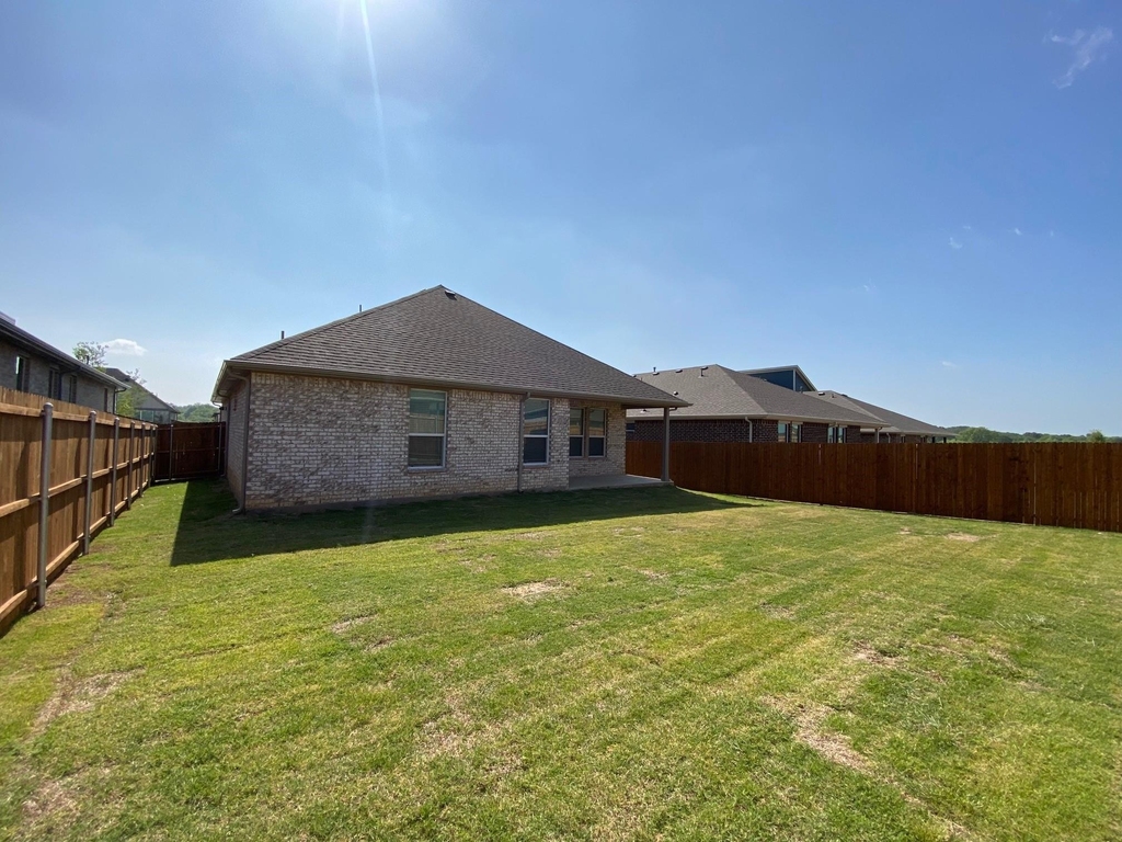 2312 Redwing Drive - Photo 16