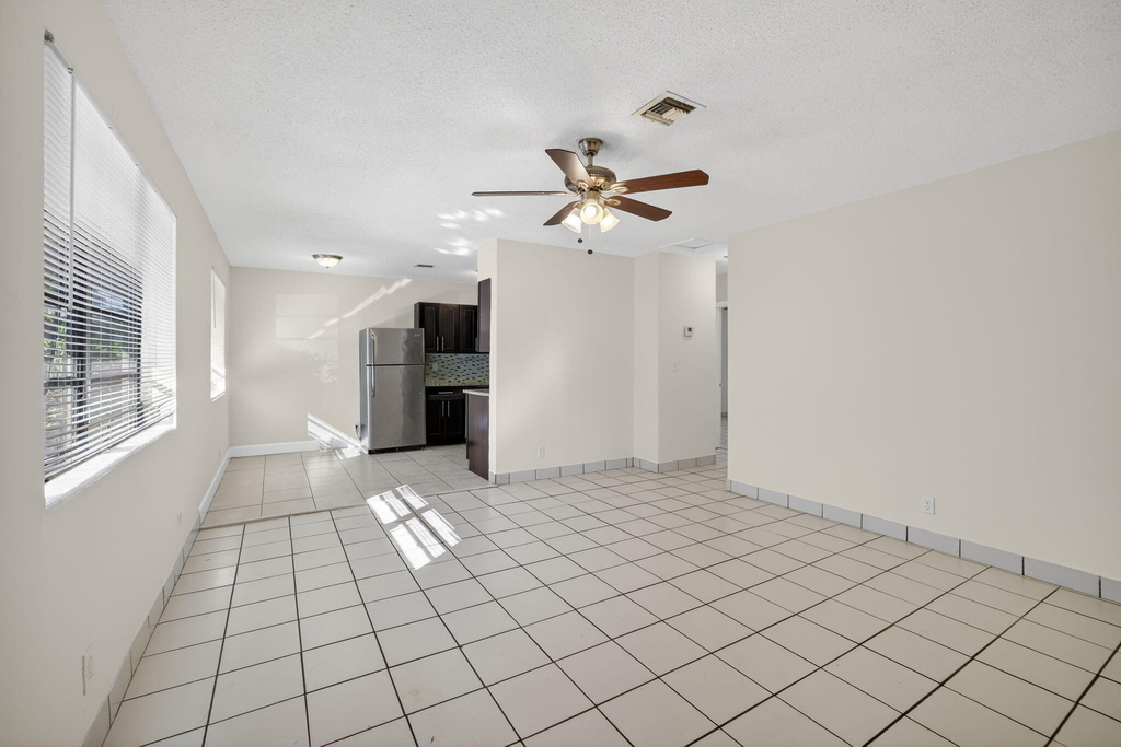 2500 Sw 18th Terrace - Photo 17