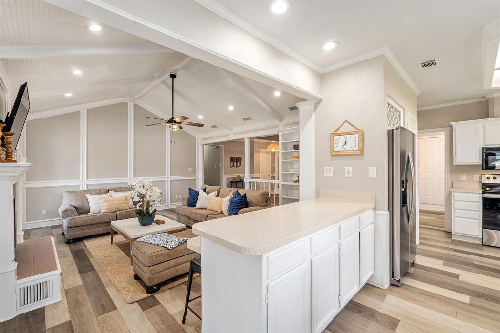 111 Hickory Creek Circle - Photo 3