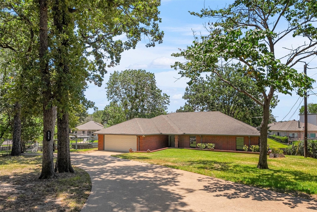 111 Hickory Creek Circle - Photo 32