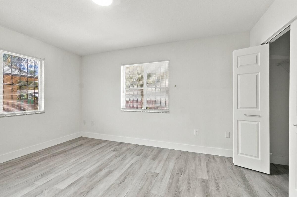 4952 Nw 21st Avenue - Photo 19