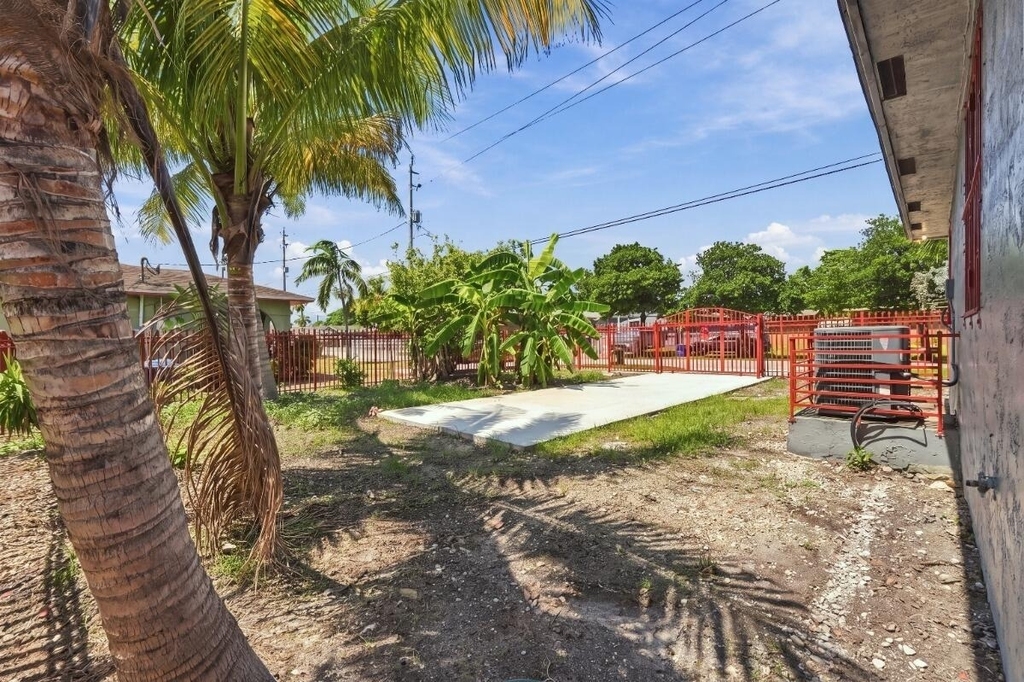 4952 Nw 21st Avenue - Photo 30