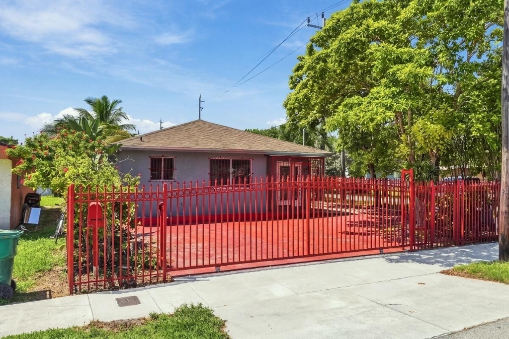 4952 Nw 21st Avenue - Photo 42