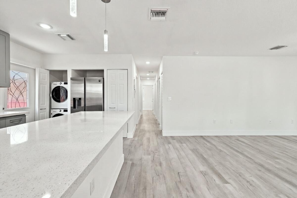 4952 Nw 21st Avenue - Photo 13