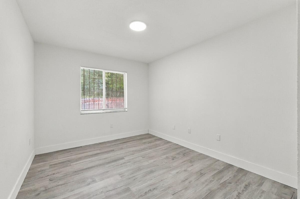 4952 Nw 21st Avenue - Photo 24