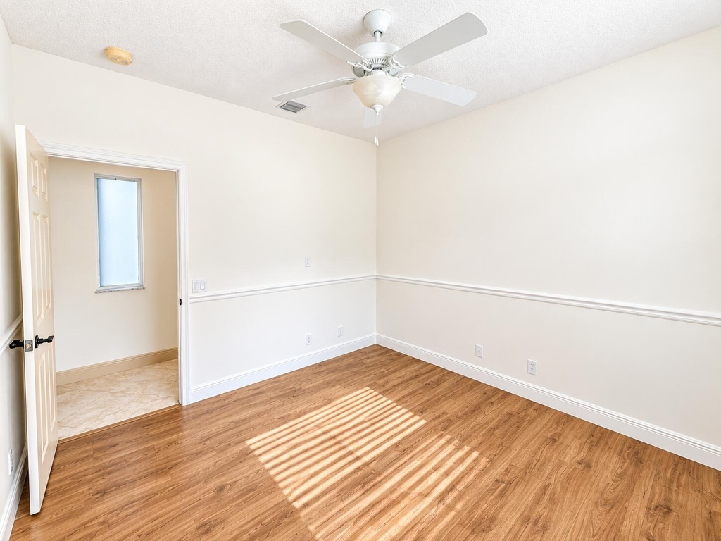 6841 Nw 81st Court - Photo 27