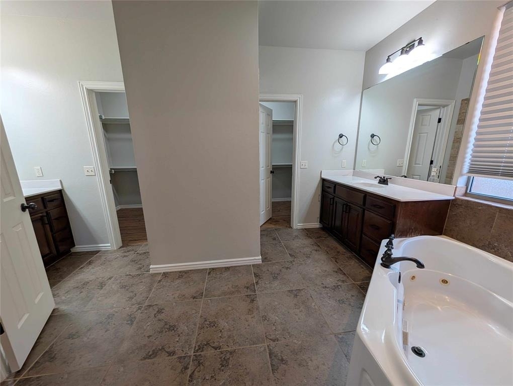 2416 Nw 153rd Street - Photo 11