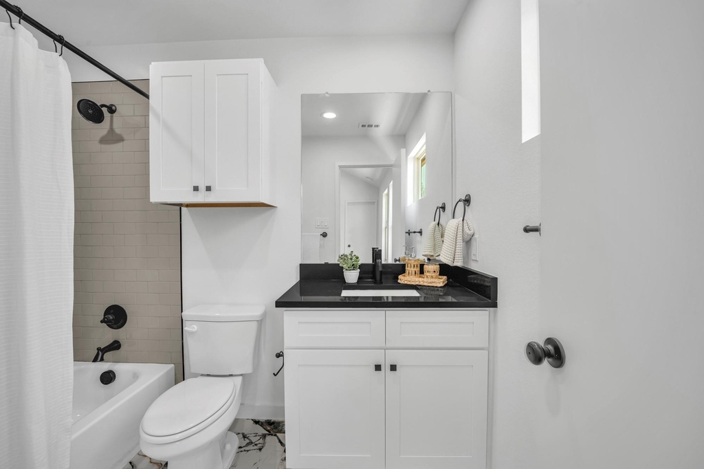 5806 Bryan Parkway - Photo 31