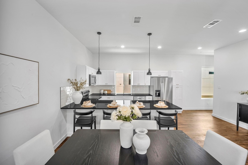 5806 Bryan Parkway - Photo 13